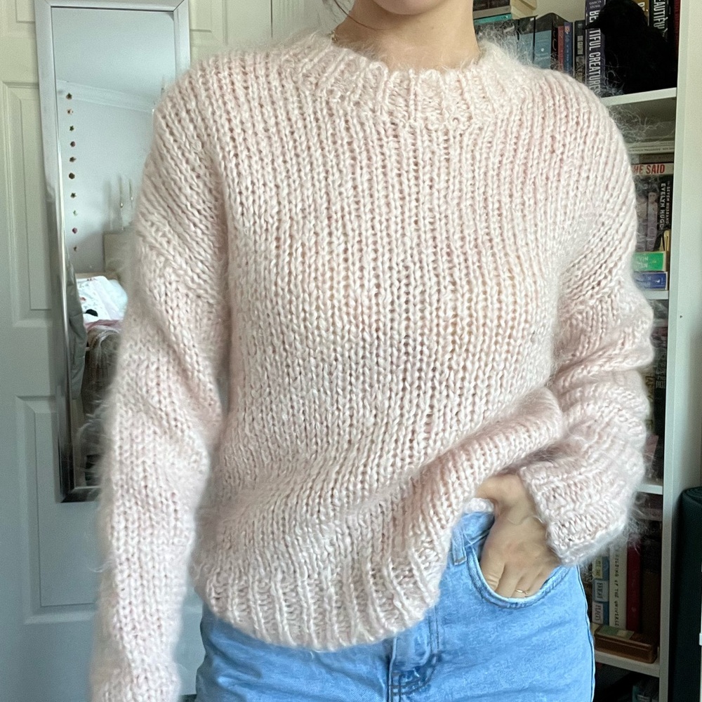 H&M baby pink knit
